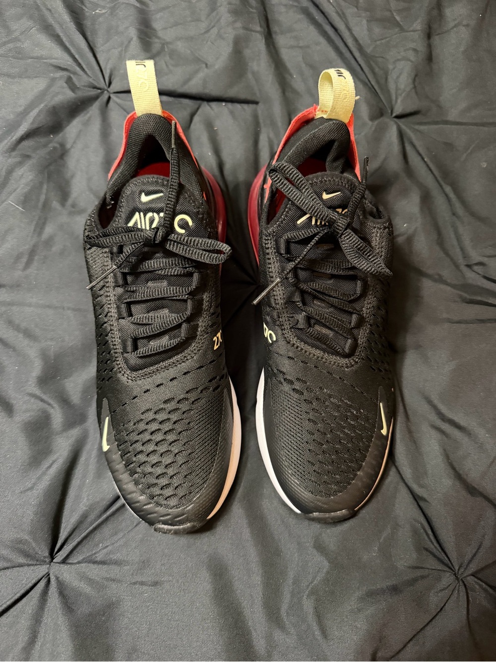 Nike Women’s Air 270 Black/Pink Running Shoes
